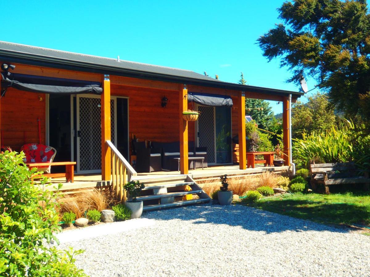 Lakefront Fantail Cottage Lake Hawea, Wanaka מראה חיצוני תמונה