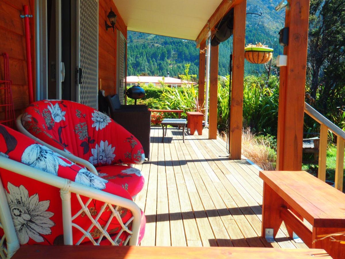 Lakefront Fantail Cottage Lake Hawea, Wanaka מראה חיצוני תמונה